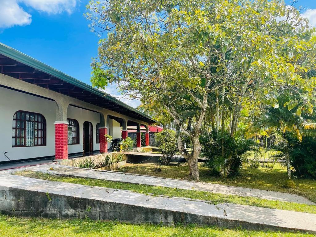 Casa Eva Lodging Costa Rica San Isidro De El General 외부 사진
