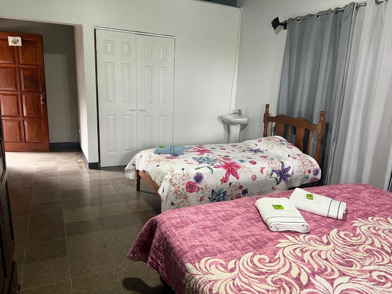 Casa Eva Lodging Costa Rica San Isidro De El General 외부 사진